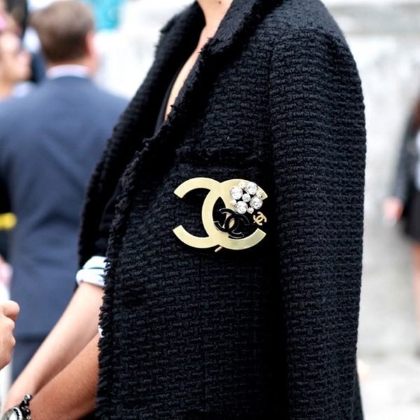 STREET STYLE – CHANEL JACKET – Sartorial Collective